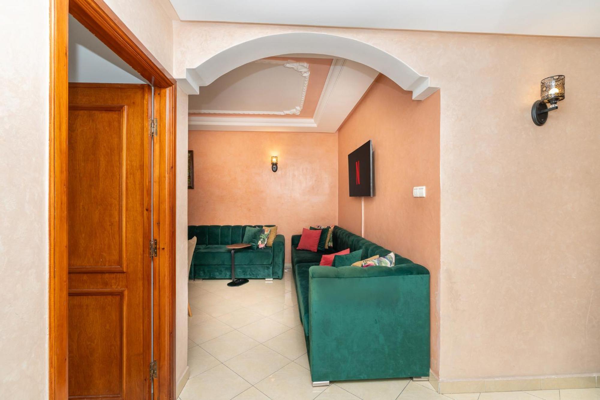 Appartement 2 Chambres Pres De La Corniche Ταγγέρη Εξωτερικό φωτογραφία