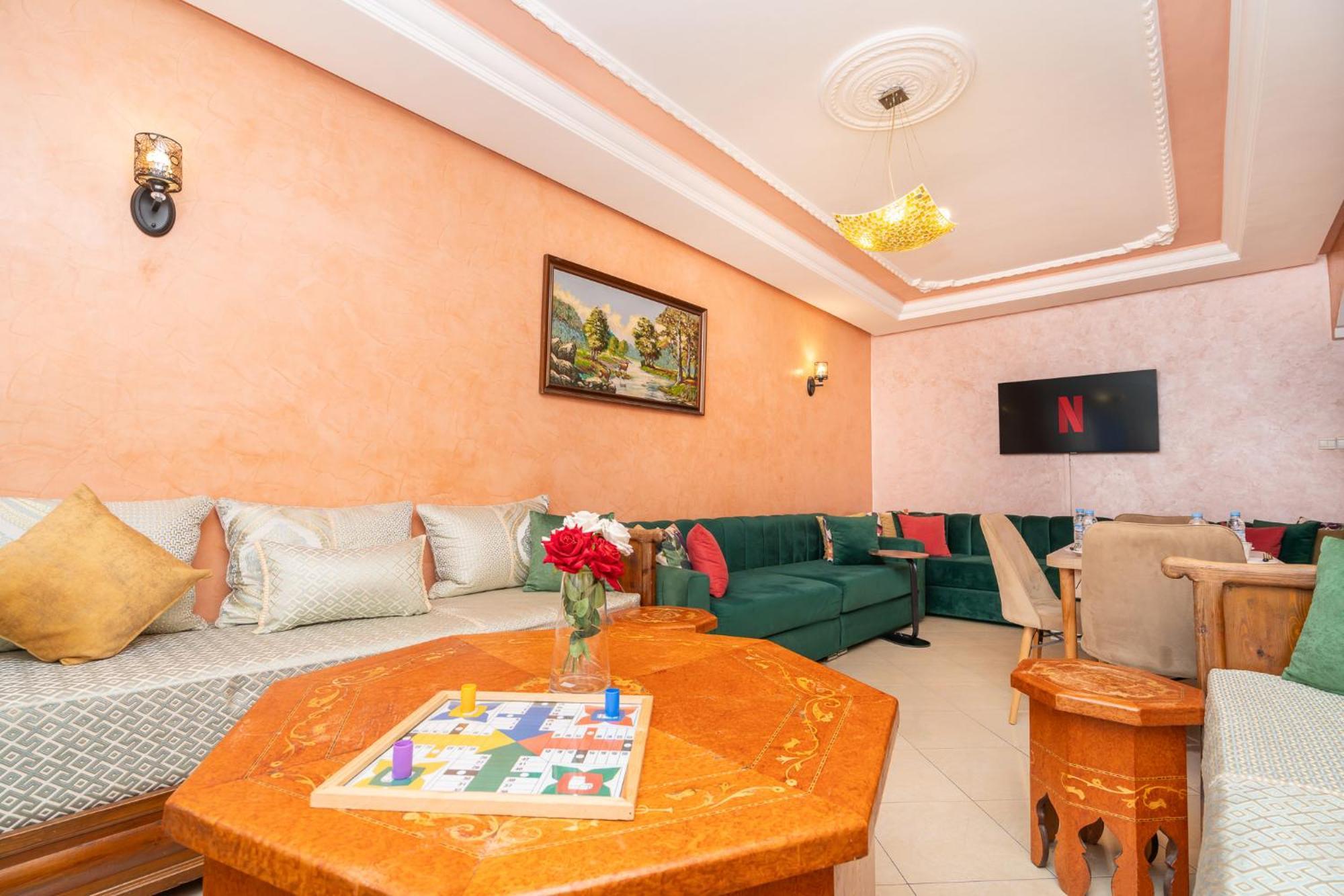 Appartement 2 Chambres Pres De La Corniche Ταγγέρη Εξωτερικό φωτογραφία